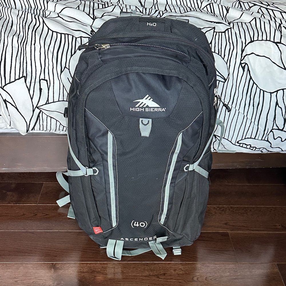 High Sierra Ascender 40 Backpack